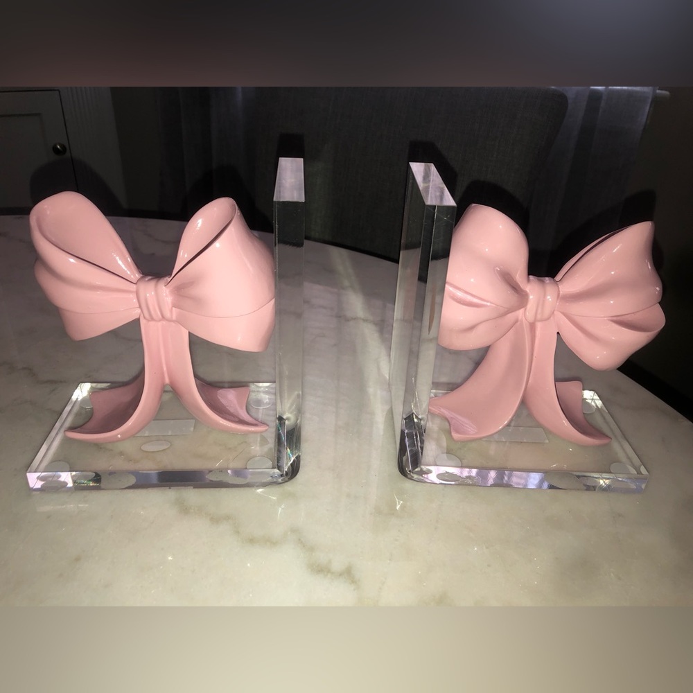 🎀 Pink Bow Acrylic Bookends